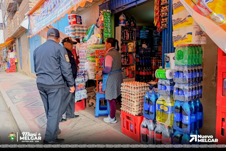 #AYAVIRI#MELGAR#PUNO:  HOY EJECUTAN OPERATIVO PREVENTIVO PARA RECUPERAR ESPACIOS PÚBLICOS COMERCIANTES QUE OCUPAN INDEBIDAMENTE VEREDAS Y VÍAS PÚBLICAS, AFECTANDO EL LIBRE TRÁNSITO PEATONAL Y VEHICULAR.